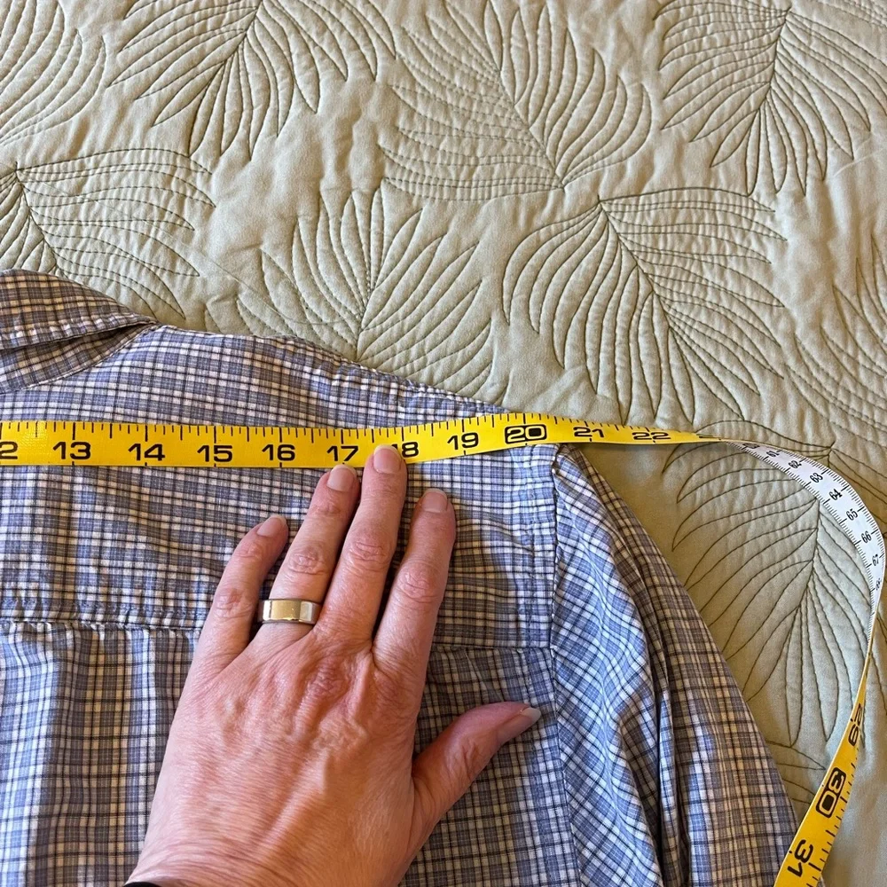 Dockers men’s long sleeve button down cotton shirt with front pocket. Size XL - Picture 4 of 8